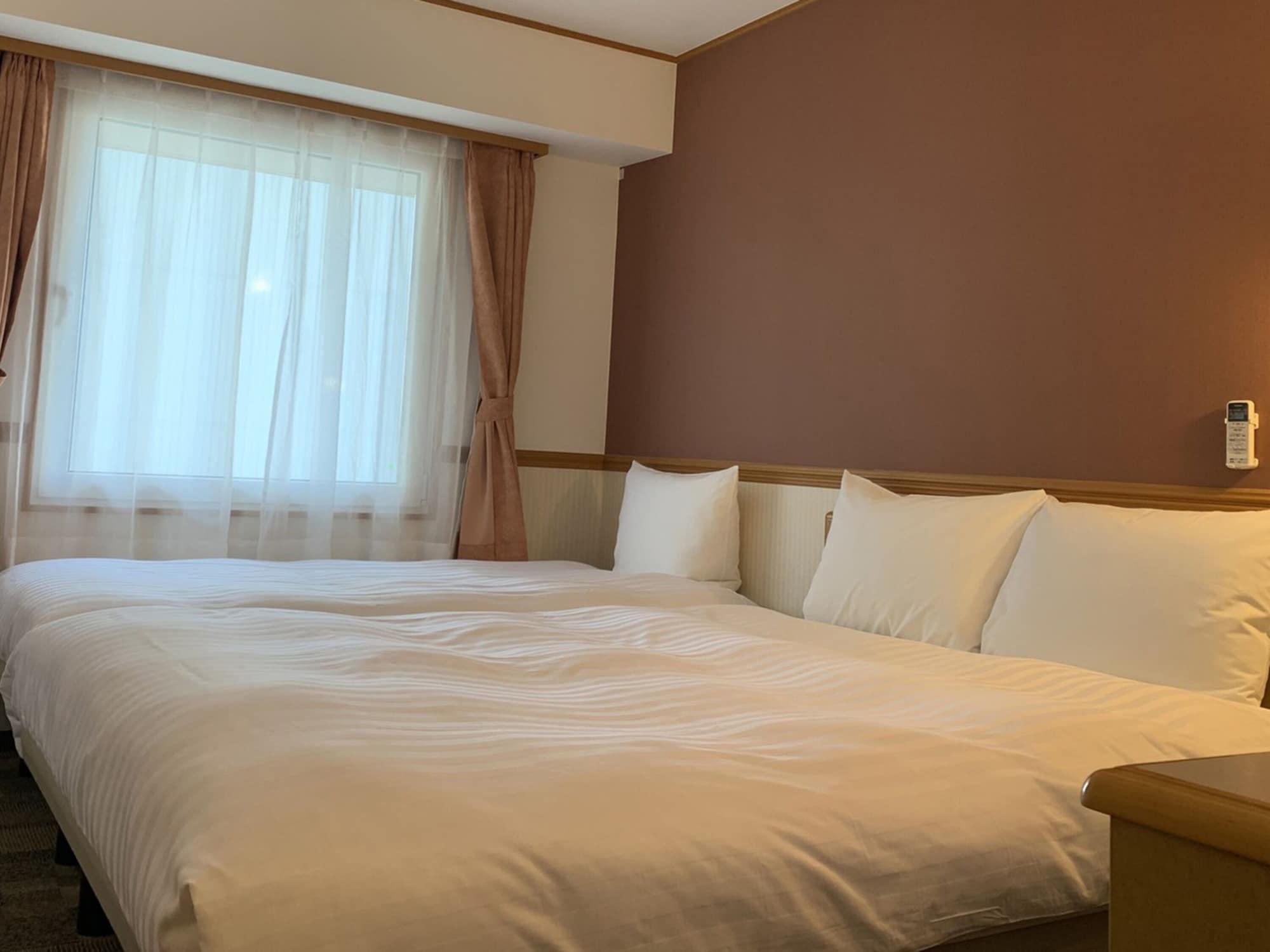 Toyoko Inn Kanazawa Kenrokuen Korimbo Exterior photo