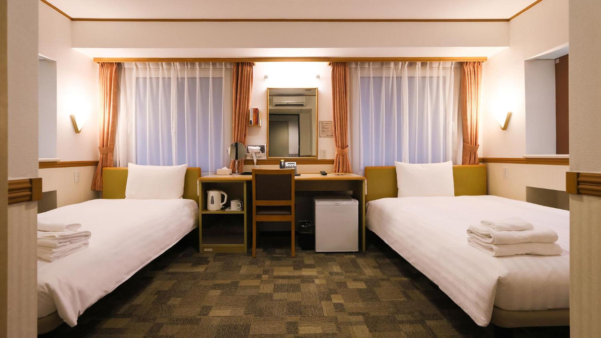 Toyoko Inn Kanazawa Kenrokuen Korimbo Exterior photo