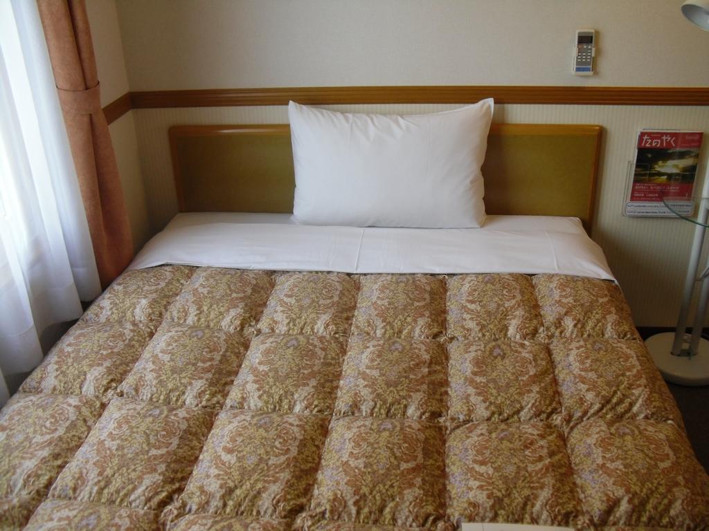 Toyoko Inn Kanazawa Kenrokuen Korimbo Exterior photo